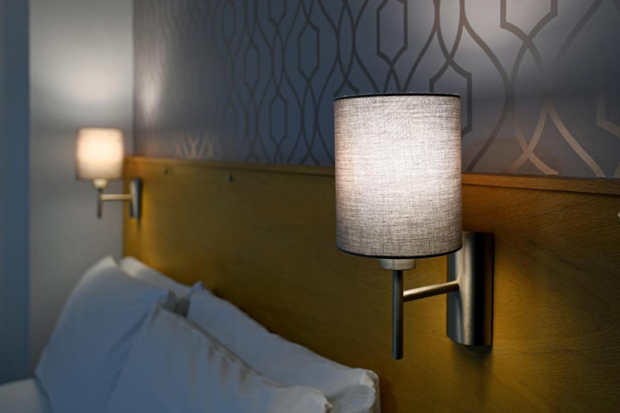 The Corner House Hotel Annan Εξωτερικό φωτογραφία